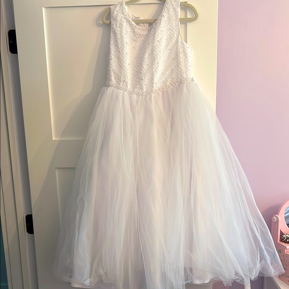 Elegant White Sleeveless Dress Flower girl Communion